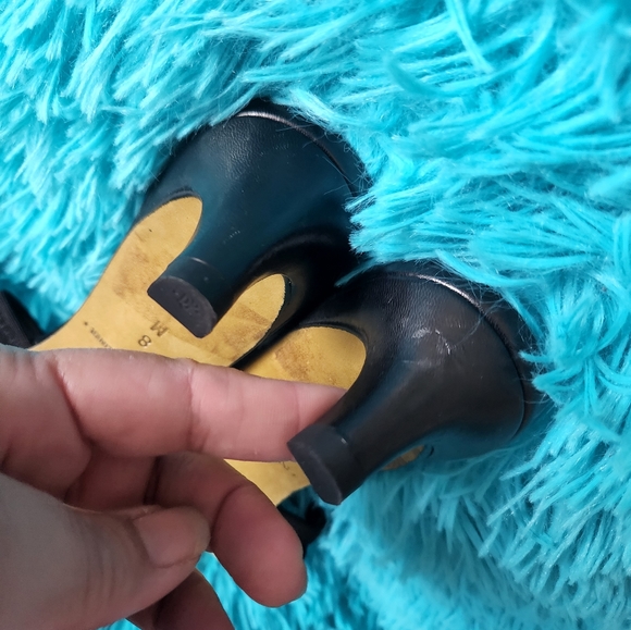 Donald j pliner sandals - Picture 5 of 7